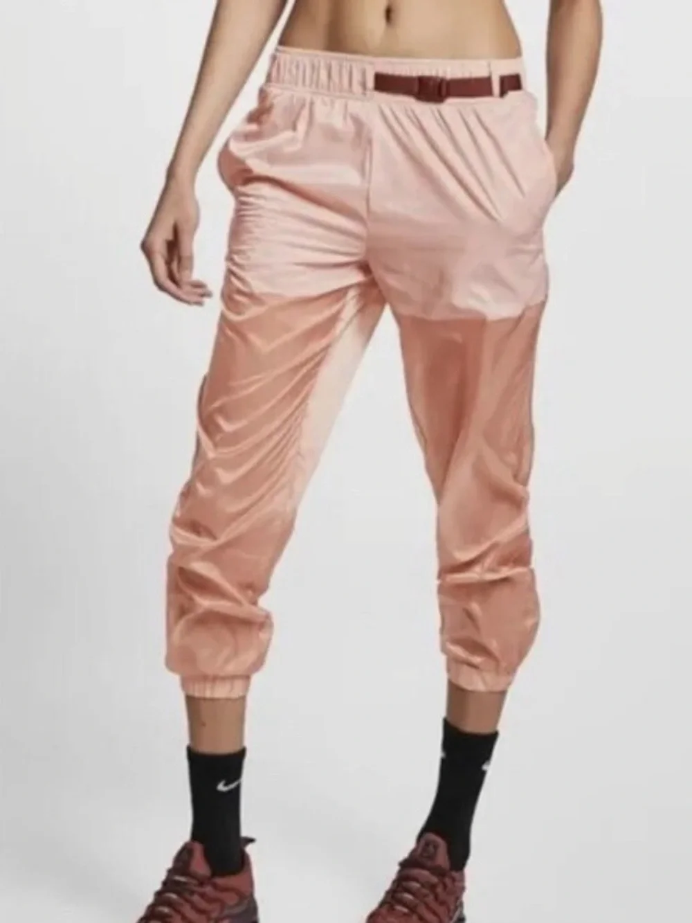 NIKE SPORTSWEAR WOMENS TECH PACK